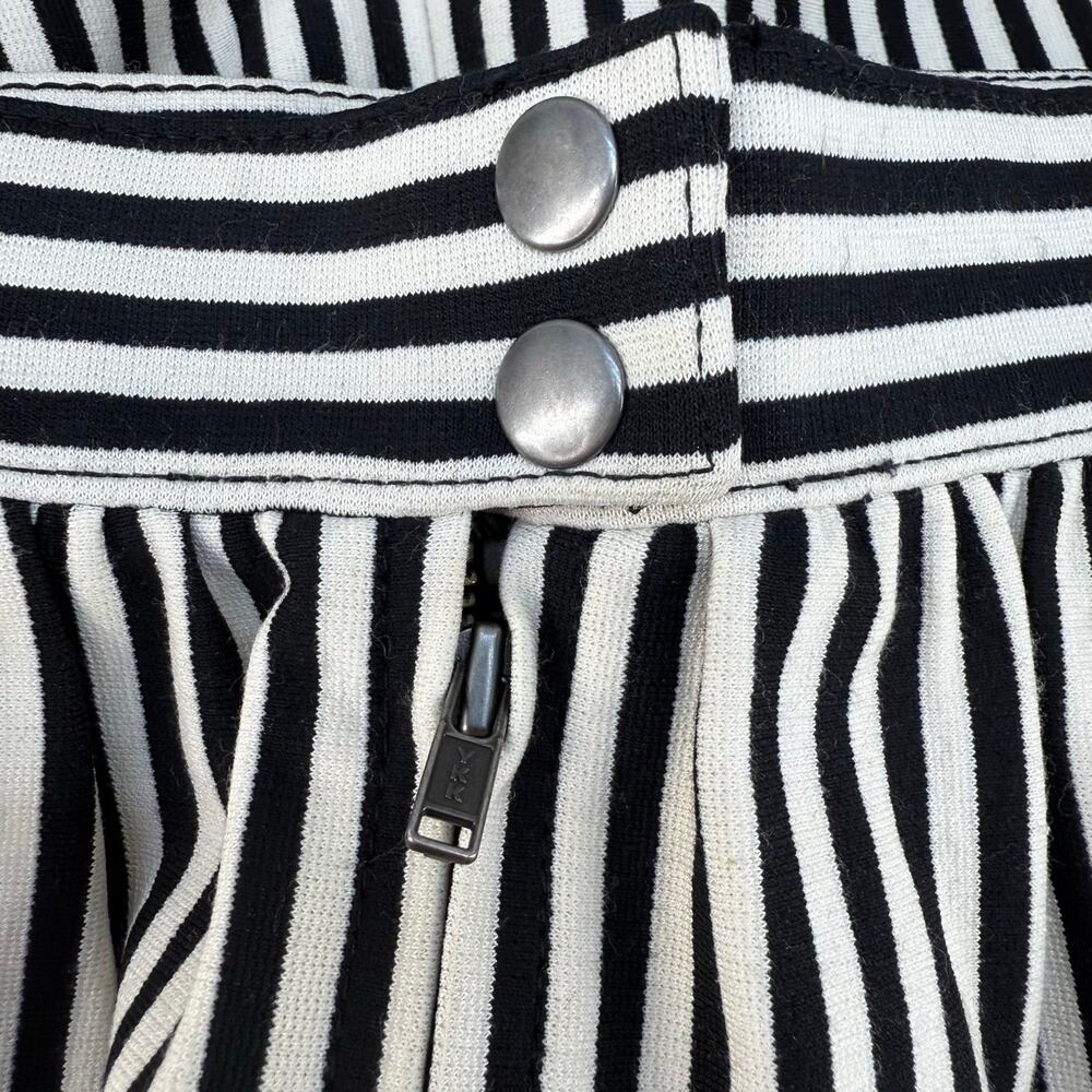 Madewell Women's Skirt Women's 2 Black White Striped Ponte Swivel Mini Preppy - Picture 3 of 9